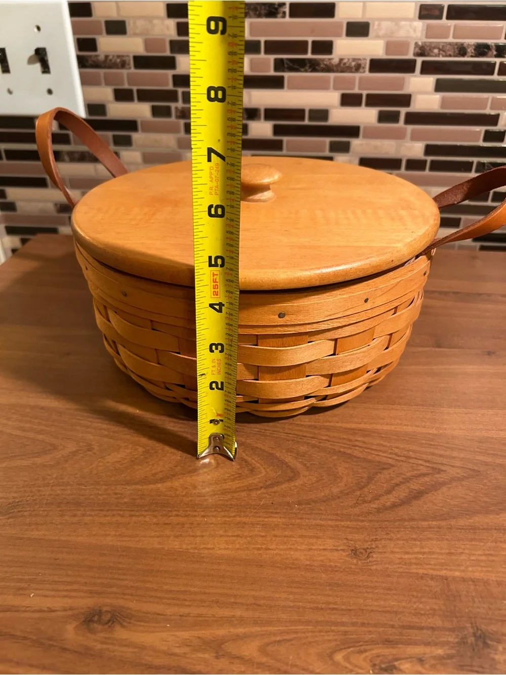 Vintage Longaberger Lidded Basket with Leather Handles - Honey Brown